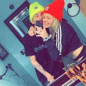 Meet your Posher, Carly